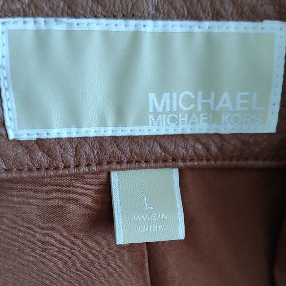 Michael Kors Tan Leather Jacket with Cream Collar - Picture 6 of 14